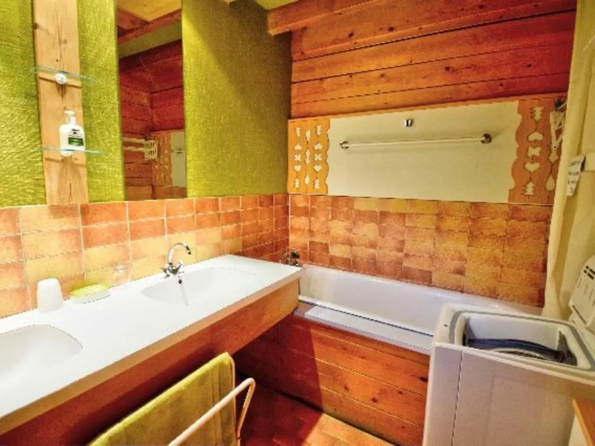 Chalet Independant Avec Navettes Gratuites, Parking Et Cuisine Equipee - Fr-1-524-17 Morzine